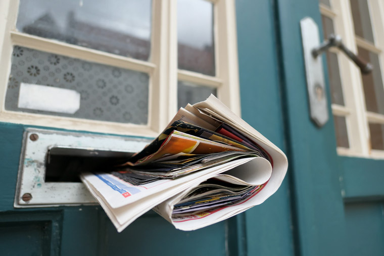 Some print editions in India have reduced by half because of reduced advertising. Photo courtesy of by DieElchin from Pixabay.