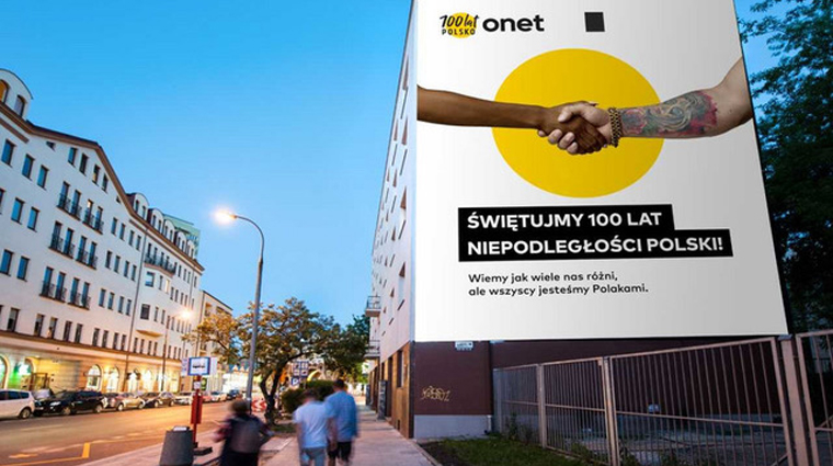 Murals like this one in Warsaw featuring one of the campaign’s key images were created in major cities to encourage Poles to unite and celebrate their shared history.